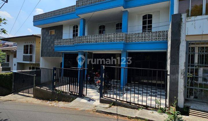 Rumah Siap Huni Di Gegerkalong Bandung 2 Lantai Bangunan Terawat 1