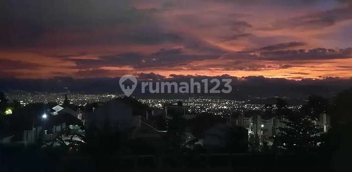 Rumah Siap Huni di Cimahi Utara Bangunan 2 Lantai Terawat City View 2