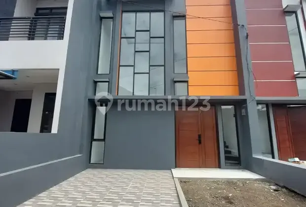 Rumah Baru Siap Huni di Jl BKR Bandung Bangunan 2 Lantai