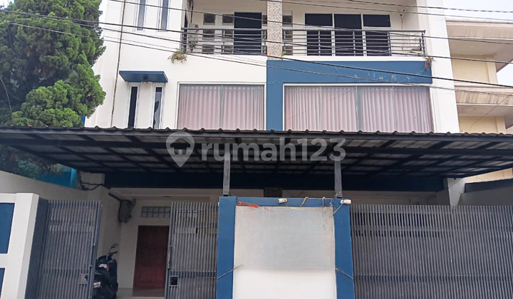 Ruang Usaha Siap Pakai di Soekarno Hatta Bandung Bangunan 3 Lantai Ruang Usaha Siap Pakai di Soekarno Hatta Bandung Bangunan 3 Lantai