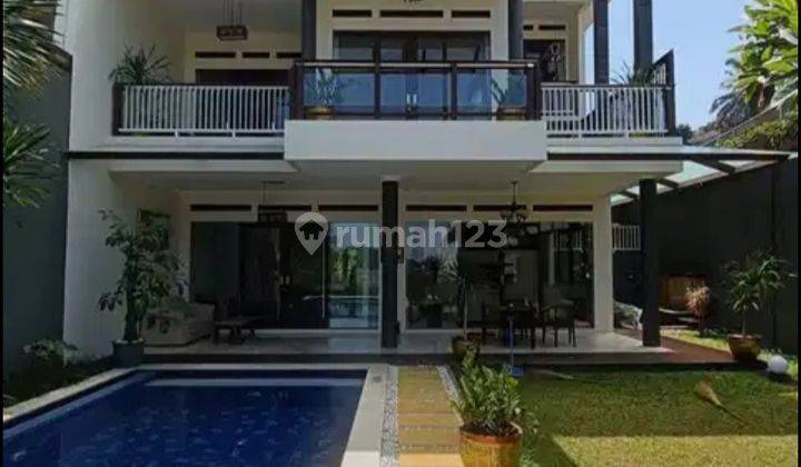 Rumah Mewah Di Ciumbuleuit Bandung Ada Kolam Renang Furnish City View 1