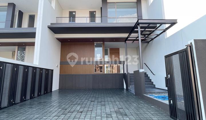 Rumah Baru Siap Huni di Gegerkalong Bandung Bangunan 2 Lantai Udara Sejuk