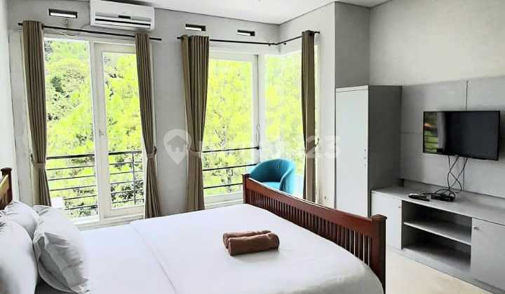 Furnished House with Swimming Pool in Dago Resort Bandung, Cool and Scenic Air. 2