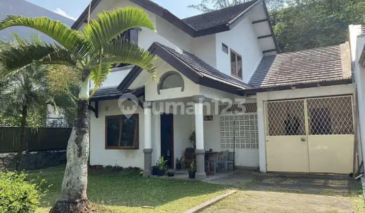 Rumah Siap Huni di Setraduta Bandung Bangunan 2 Lantai Dalam Komplek Elit Rumah Siap Huni di Setraduta Bandung Bangunan 2 Lantai Dalam Komplek Elit