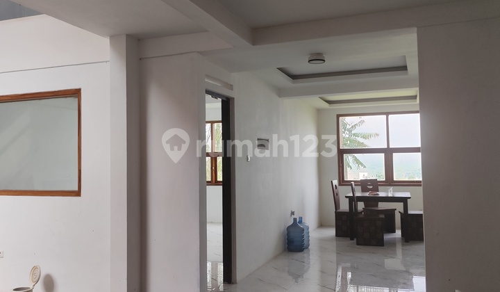 Rumah Bagus SIap Huni di Setiabudi Bandung Bangunan Terawat Udara Sejuk 2