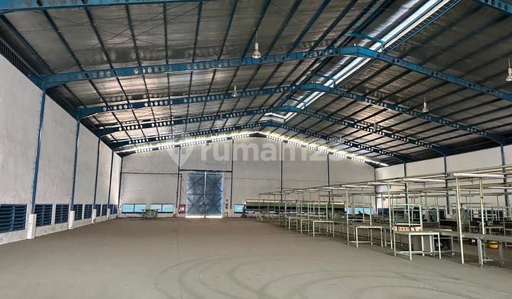 Pabrik di Subang, Jawa Barat - Pinggir Jalan Raya, Dekat Toll Subang