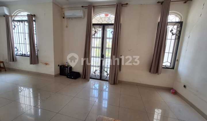 Rumah di Katamaran, Pantai Indah Kapuk - Luas Tanah 200 M2 2