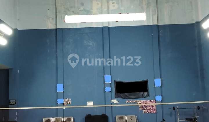 House / Badminton Court in Kelapa Gading - Inside the Complex House / Badminton Court in Kelapa Gading - Inside the Complex