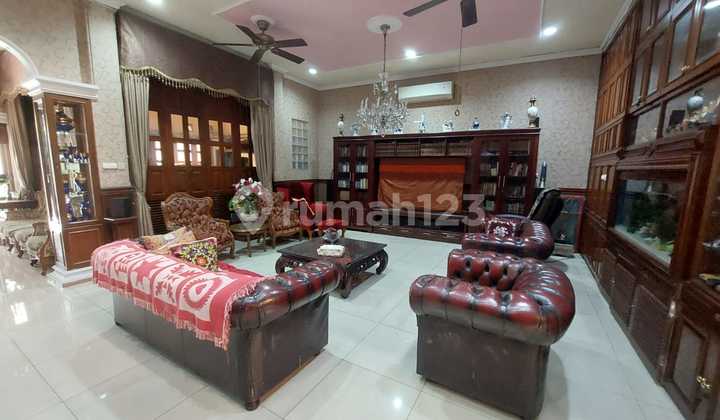 Rumah di Jalan Sumur Batu Kemayoran - Luas Tanah 276 M2