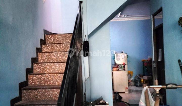 Dijual Rumah Tinggal Di Daerah Petemon Simo Magerejo. Rumah 2 Lantai 2