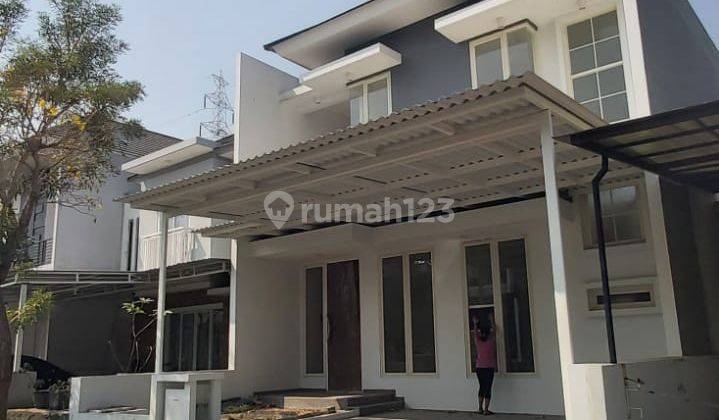 Dijual Rumah 100 Baru Siap Huni. Lokasi Royal Residence Cluster Harewood. Bangunan Kontraktor Sendiri, Bukan Bangunan Developer. Rangka Atap Sudah Galvalum, Pondasi Tiang Pancang 2