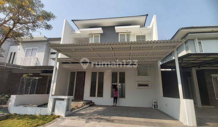 Dijual Rumah 100 Baru Siap Huni. Lokasi Royal Residence Cluster Harewood. Bangunan Kontraktor Sendiri, Bukan Bangunan Developer. Rangka Atap Sudah Galvalum, Pondasi Tiang Pancang 1