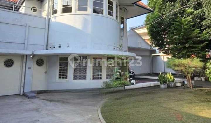 Disewakan rumah komersial , lokasi Surabaya Pusat (Jln RAYA KARTINI) Disewakan rumah komersial , lokasi Surabaya Pusat (Jln RAYA KARTINI)