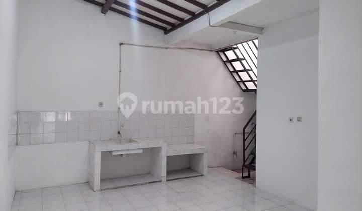 Price Drop Affordable Comfortable Ready-to-Live House in Taman Kopo Indah 3 2