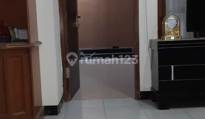 Affordable 1.5-Story House Ready to Live In, Comfortable in Taman Kopo Indah 3