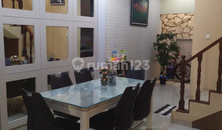 Rumah di Bojong Koneng Cikutra Semi Furnished Nyaman Strategis 2