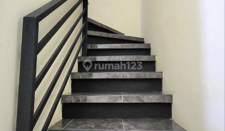 Bu Pol Ruko 2 Lantai Dijual di Pandanwangi Utama, Malang 3