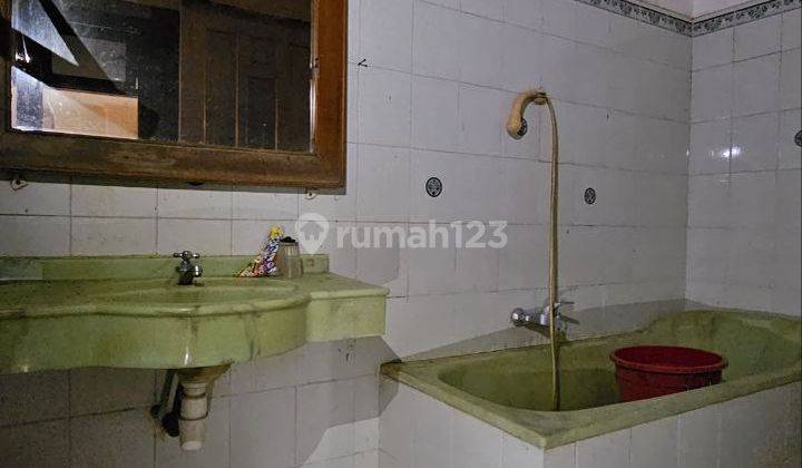 Rumah Mewah Bawah Pasar di Simpang Dieng, Malang  12