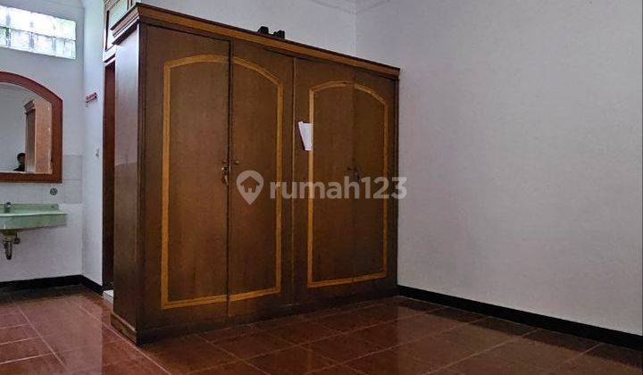 Rumah Mewah Bawah Pasar di Simpang Dieng, Malang  24