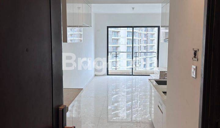 APARTEMEN SKYHOUSE 3 BEDROOM 2