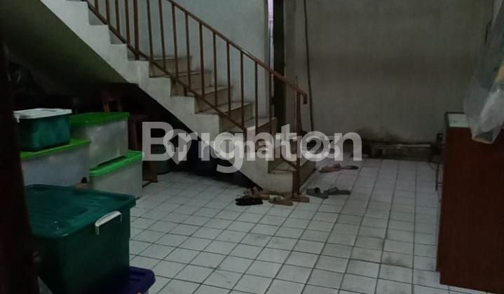 ruko Ciputat Rempoa, Tangerang Selatan. Lokasi ramai dan strategis