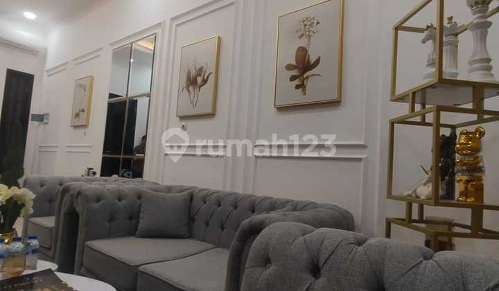 For Sale American Classic One Gate Cluster House in East Jakarta 2