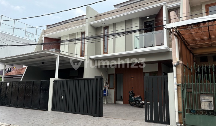 Rumah Brand New Modern Dalam Komplek One Gate Di Cempaka Putih 2