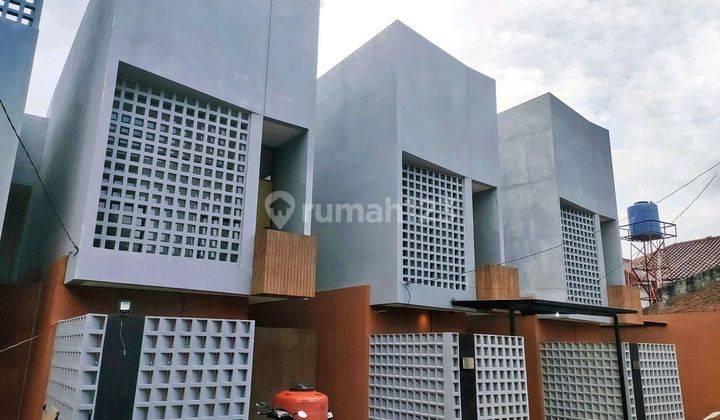 Rumah Modern Industrial Dalam One Gate Cluster 2