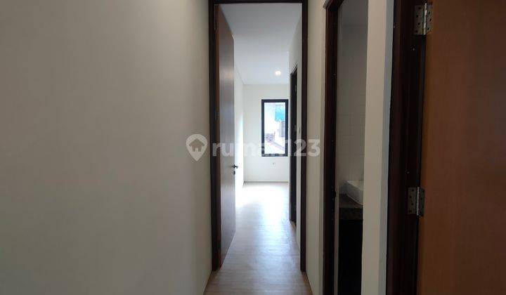 Rumah Modern Industrial Dalam One Gate Cluster 9