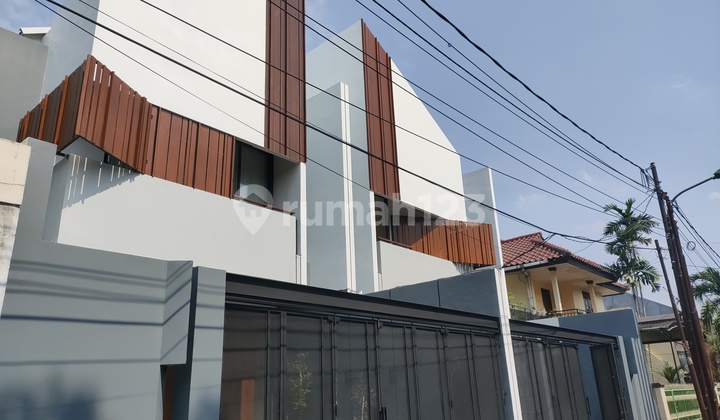 Rumah Baru Gaya Modern Industrial Dalam Komplek Di Duren Sawit 2