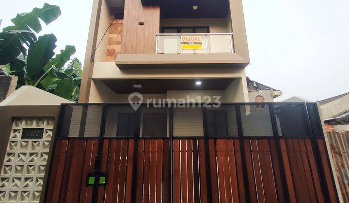 Rumah Baru Desain Modern Minimalis Di Pondok Kelapa 1