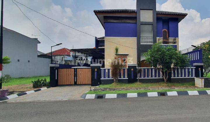 Disewakan rumah mewah furnish taman modern cakung 1