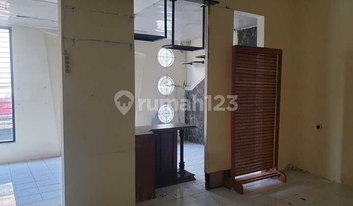 Disewakan Rumah Rapih Siap Huni Pulo Asem 2