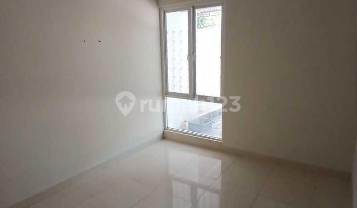 Disewakan Rumah 2 Lantai Cluster Manhattan Mutiara Gading City 2