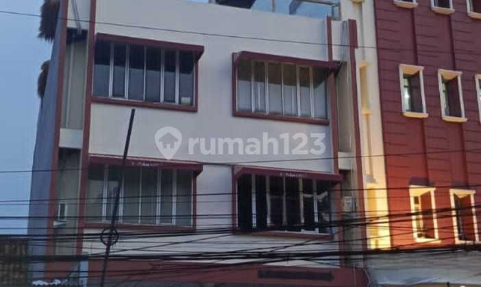Disewa & Dijual Ruko Gandeng Sangat Strategis Lokasi Premium 1