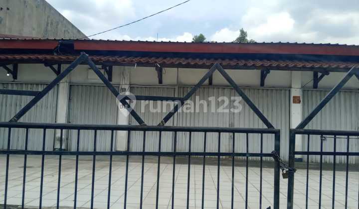 Disewakan Ruko Strategis Ex Showroom Klender