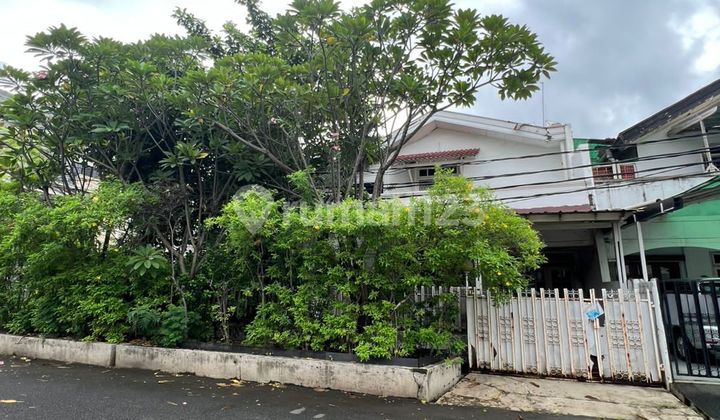 Old House for Sale, Land Count, Hoek Janur Asri