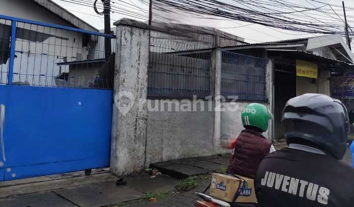 Disewakan Gudang Strategis Jalan Raya Bekasi Disewakan Gudang Strategis Jalan Raya Bekasi