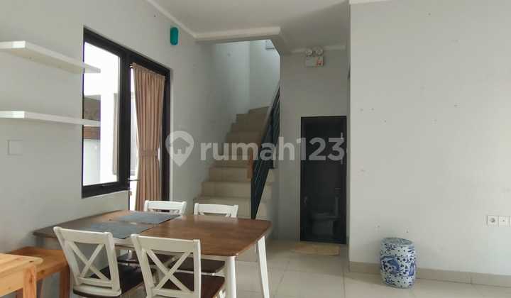 Disewakan Rumah Semi Furnish Cluster Burgundy 2