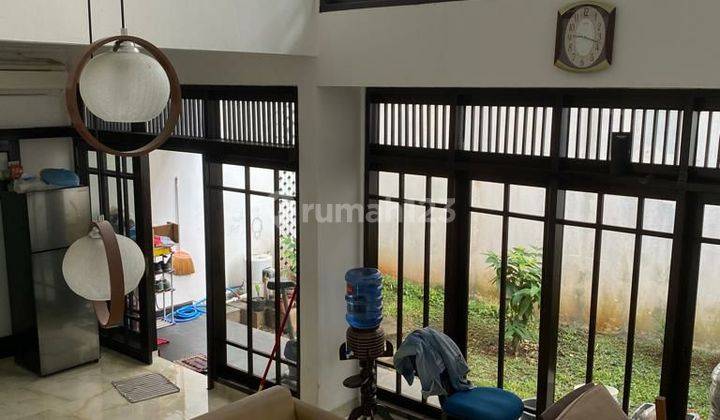 Dijual Rumah 2½lantai Siap Huni Di Jak Sel Dekat Toll Jorr 2