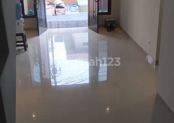 Ideal Home Fully Renovated Under 2 Billion in a Strategic Area 2