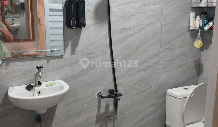 Dijual ruko 3lantai di Kemanggisan Raya 4