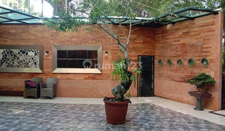 Dijual Rumah Mewah harga di bawah NJOP di Kawasan Prapanca 2