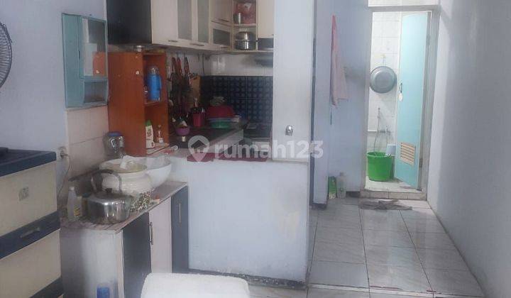 Dijual Rumah 3lantai bonus Toko di Tanjung Duren 2