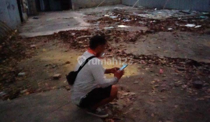 Dijual tanah siap bangun di kawasan strategis di Meruya 1