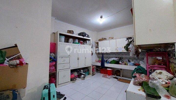 Dijual Rumah Kost Aktif di Kebon Kacang Jakarta Pusat 1