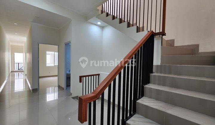 Dijual Rumah Baru 3lt Siap Huni di Sunrise Garden 1