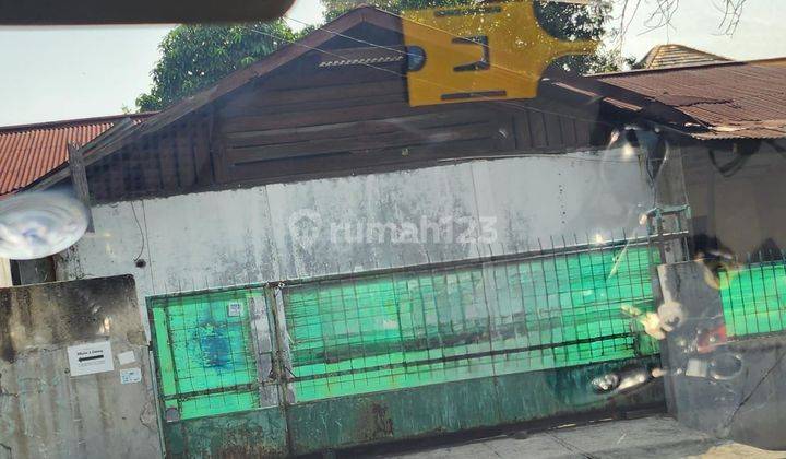 Dijual Rumah Tua dibawah NJOP di Perumahan Karang Tengah Permai 1