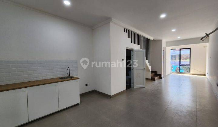 Dijual Rumah Baru 2lt di Greenville Jakarta Barat 2