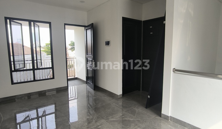 Dijual Rumah Baru 3lt Di Dalam Komplek Greenville Jakarta Barat 2